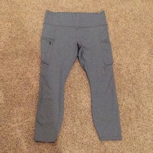 Athleta crop size large